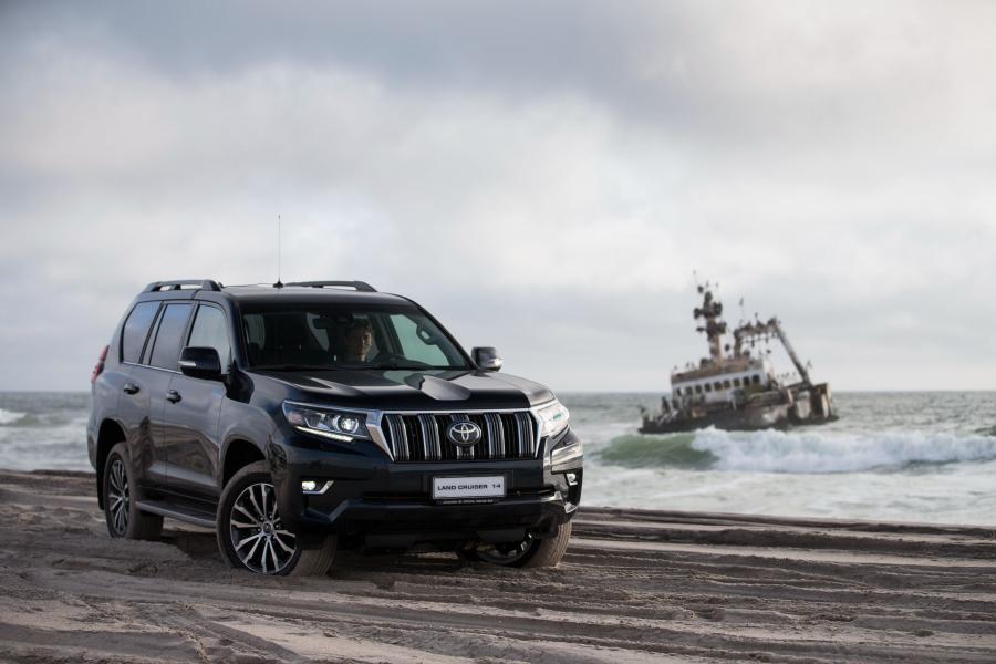  Toyota Land Cruiser Prado (150) 2017 года  (EU) (фото 34 из 50)